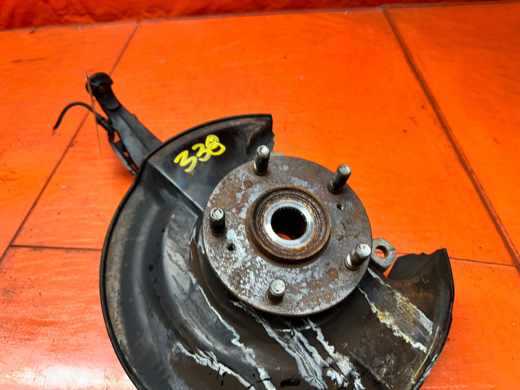 04-05 ACURA TSX 2.4L FRONT RIGHT PASSENGER SPINDLE KNUCKLE HUB OEM #3388