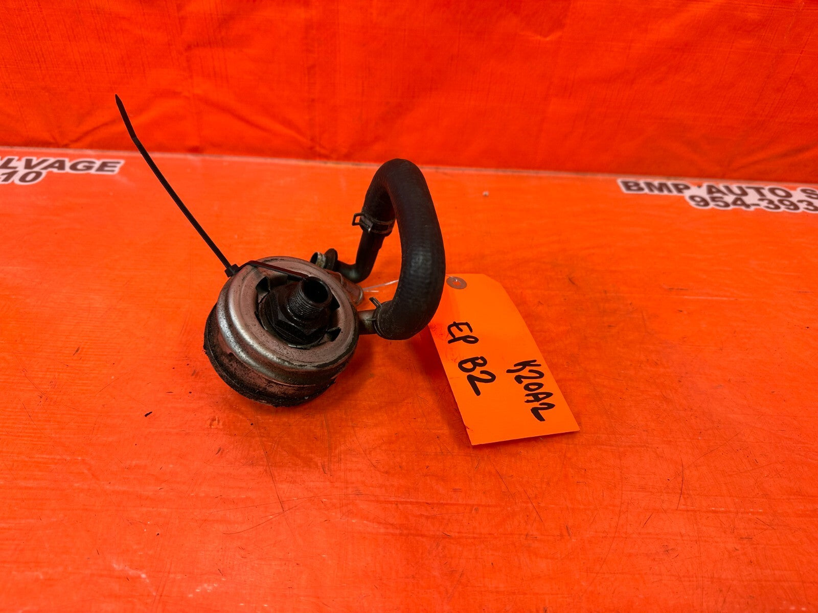 02 06 ACURA RSX TYPE S   K20A2 ENGINE MOTOR OIL COOLER W/ LINE AND LOCKING BOLT0