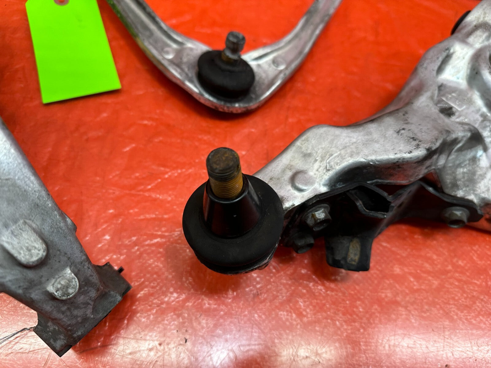 09 13 INFINITI G37 4D   RWD   RIGHT FRONT SPINDLE W/ UPPER & LOWER CONTROL ARMS17