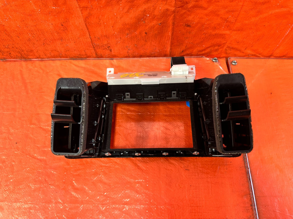 08 09 INFINITI G37 2D COUPE   NAVIGATION CONTROL MODULE W/ BEZEL   OEM #3209