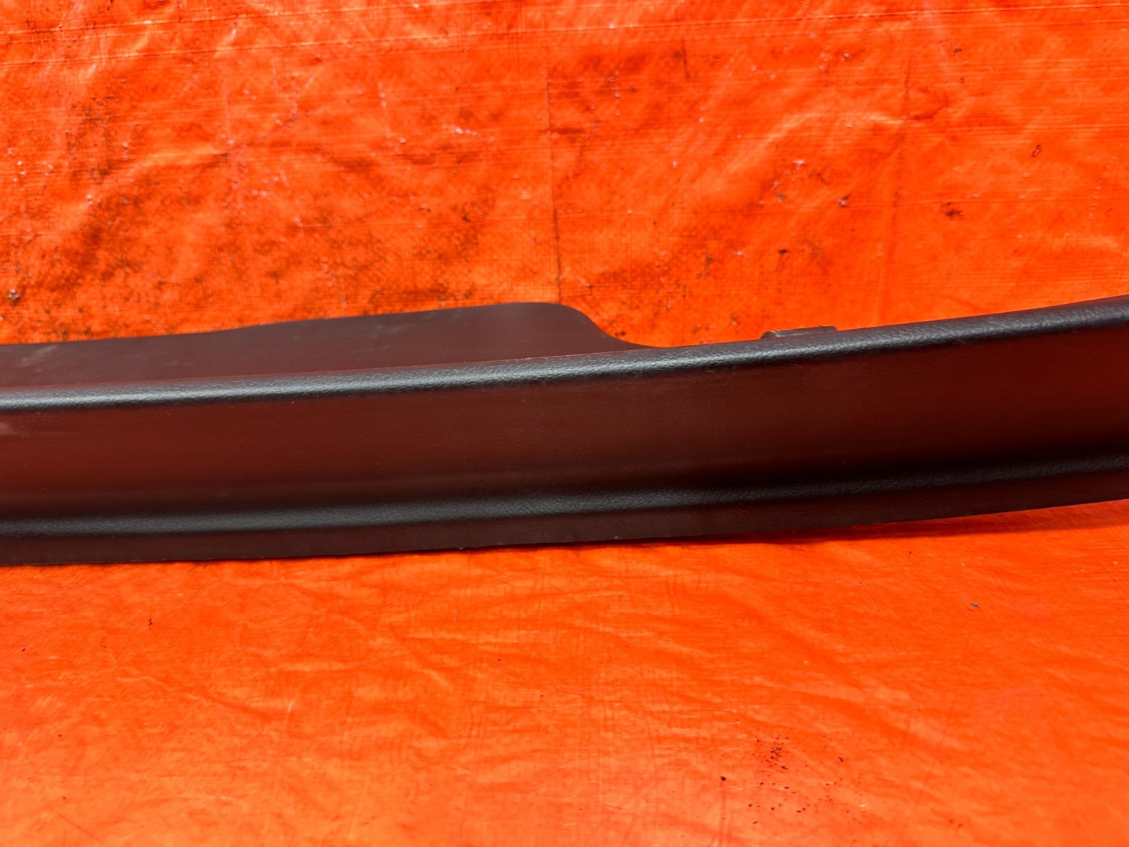 90 91 HONDA CIVIC HATCHBACK   REAR HATCH TAILGATE TRIM PLASTIC COVER OEM 32510