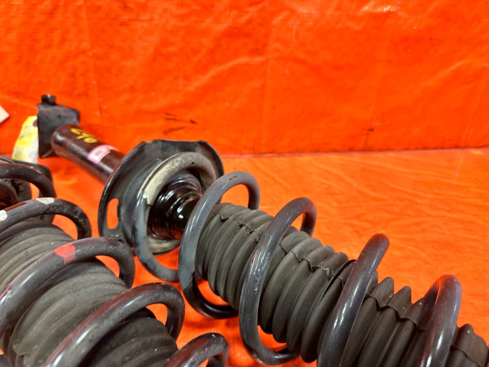 2020 20 INFINITI Q50   NON SPORT MODEL ONLY   LEFT RIGHT REAR SHOCKS   OEM 29610