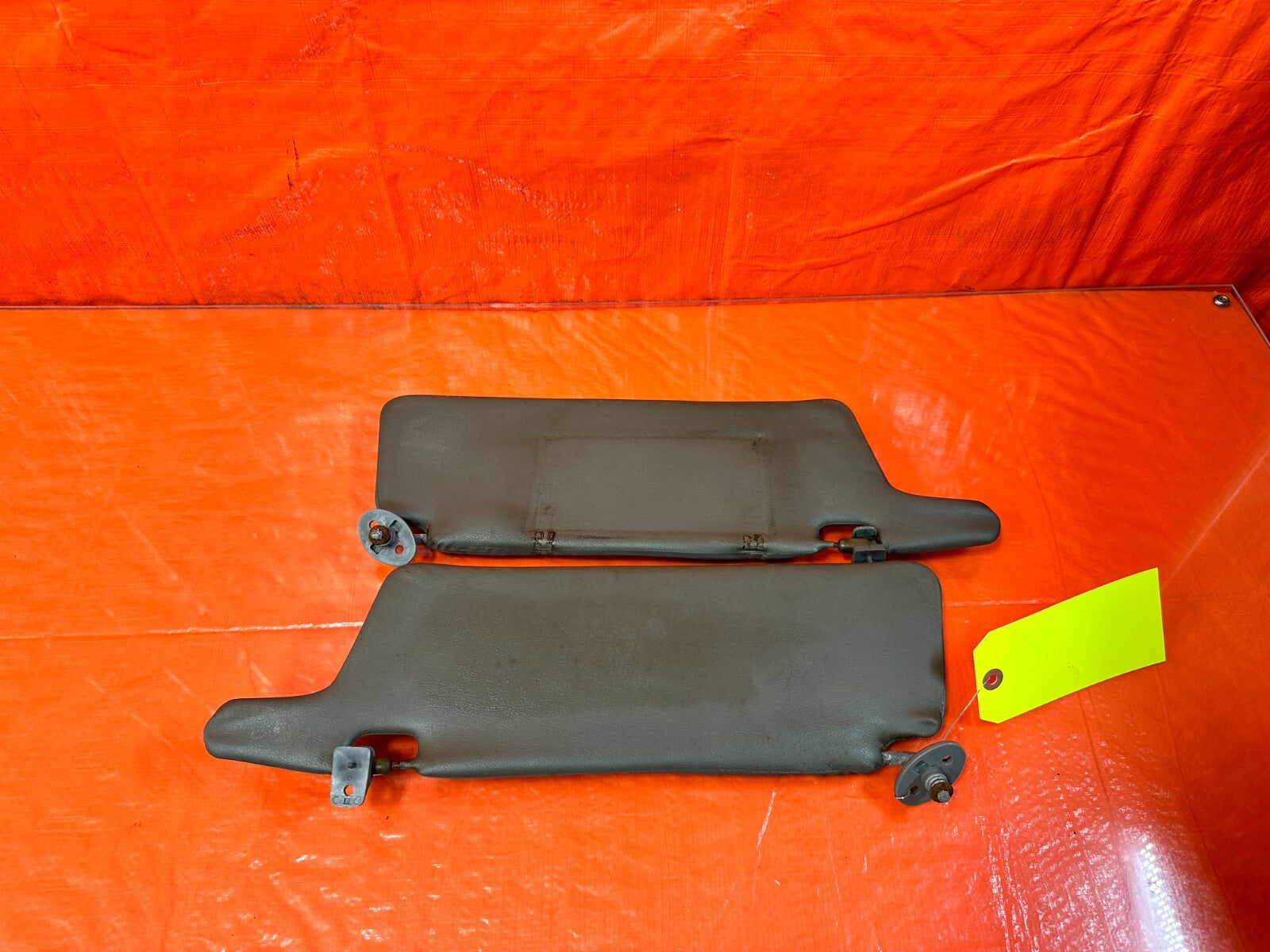 88 89 HONDA CRX   LEFT AND RIGHT SUN VISORS PAIR SET   OEM FACTORY #2778