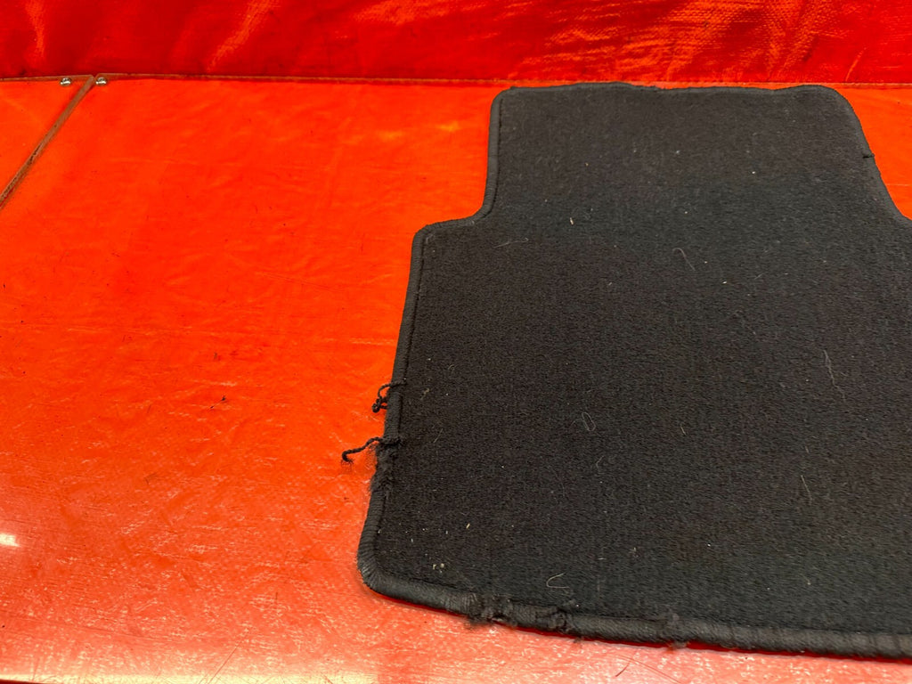 08 12 HONDA ACCORD SEDAN   PASSENGER RIGHT REAR FLOOR MAT   BLACK   OEM #2394