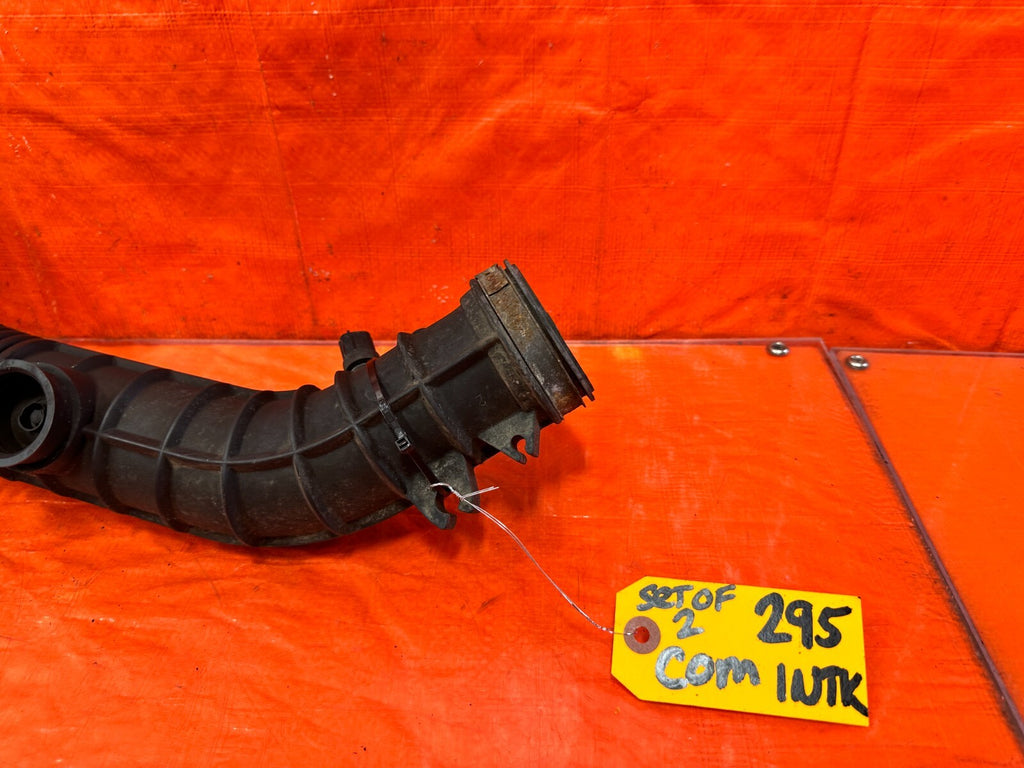 96 97 HONDA DEL SOL   D16Y8 FACTORY INTAKE AIR BOX W/ RESONATOR AND ARM OEM #2951