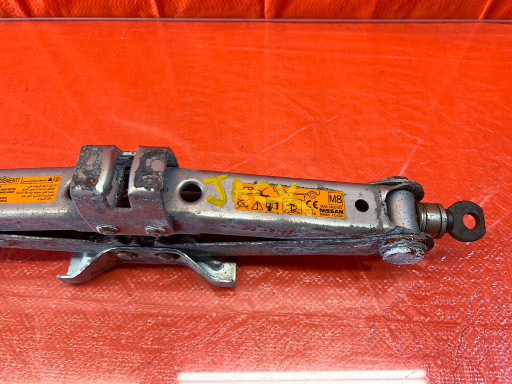 09 12 INFINITI FX50 FX35   SPARE TIRE PANTOGRAPH JACK ASSEMBLY / SCISSOR JACK 4