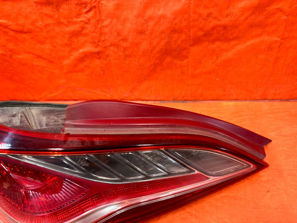 13 16 HYUNDAI GENESIS COUPE   DRIVER LEFT TAIL LIGHT LAMP   OEM FACTORY #3262