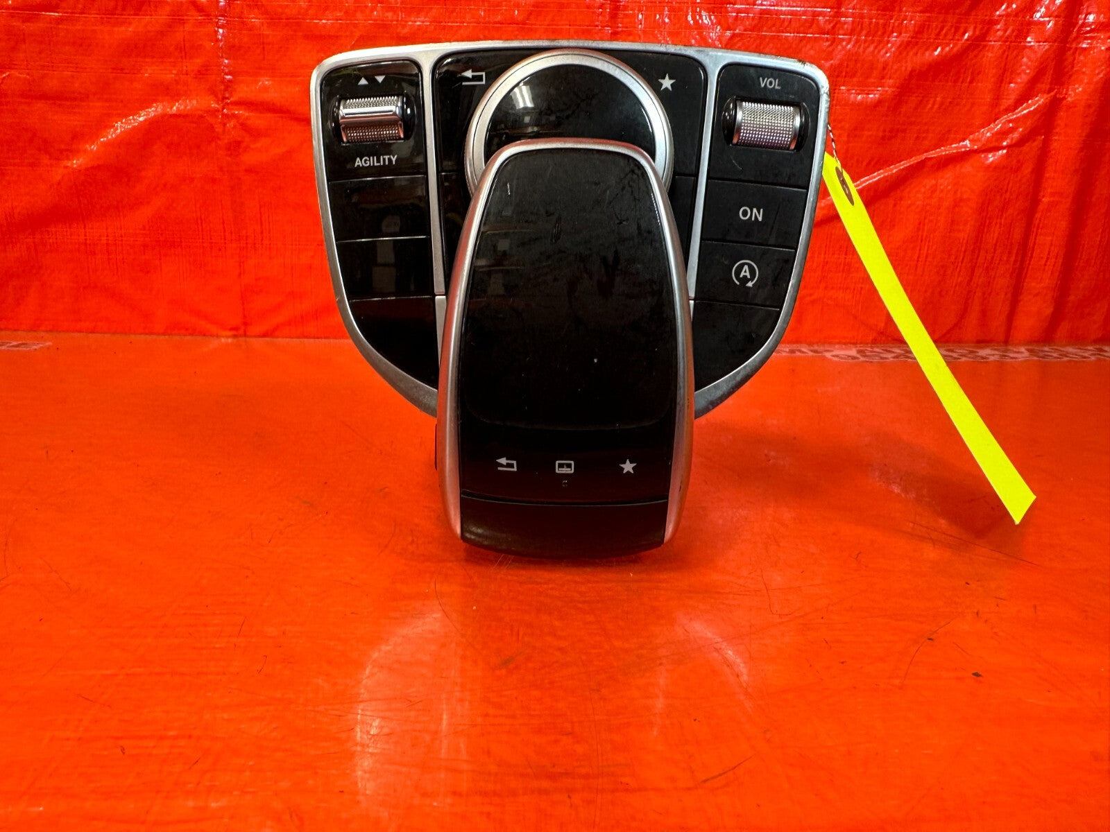 MERCEDES BENZ C CLASS W205 SAT NAV TOUCH PAD CONTROLLER A20590068165