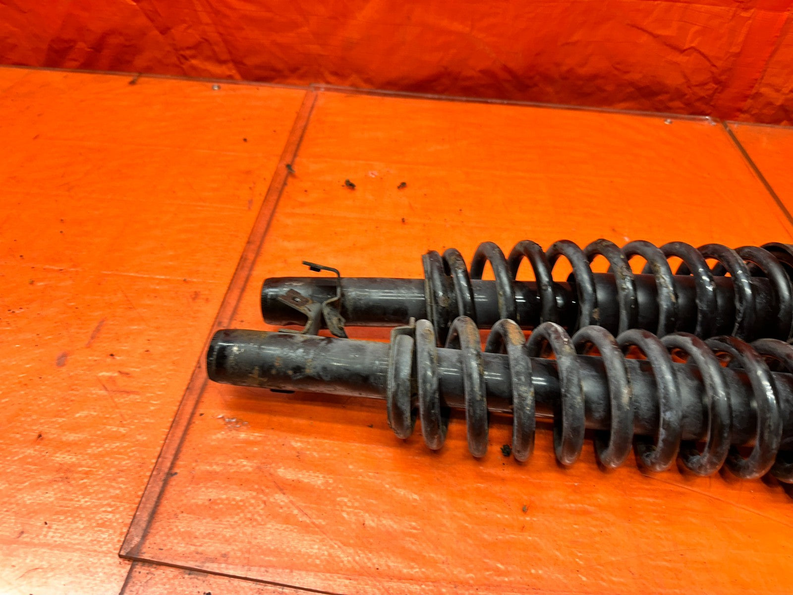 94-01 ACURA INTEGRA FRONT STRUT SHOCK ABSORBERS PAIR OEM #34011