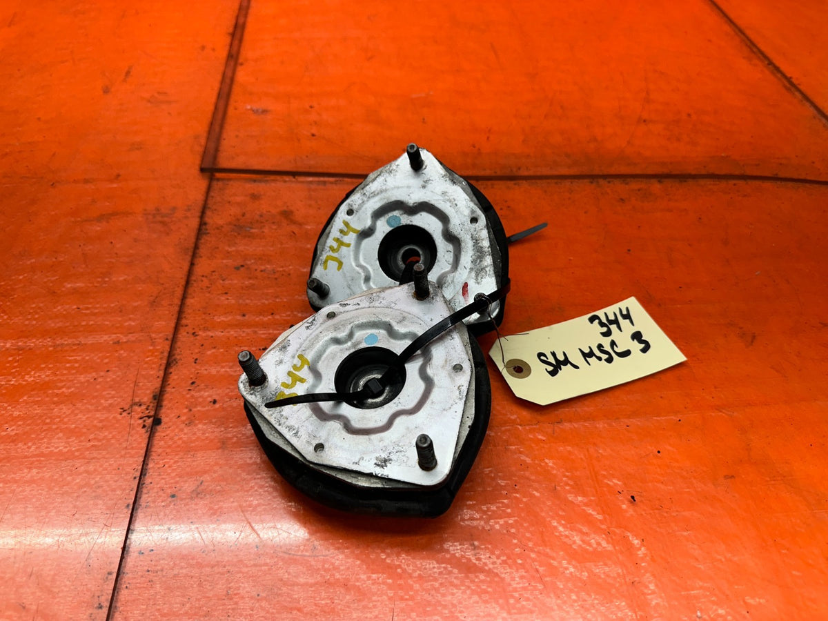 14-15 INFINITI Q50 3.7L FRONT SUSPENSION SHOCK STRUT TOP HAT MOUNT PLATES OEM #30