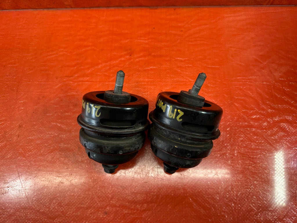 10 16 HYUNDAI GENESIS COUPE 3.8L AT   LEFT AND RIGHT ENGINE MOUNTS MOTOR MOUNTS6