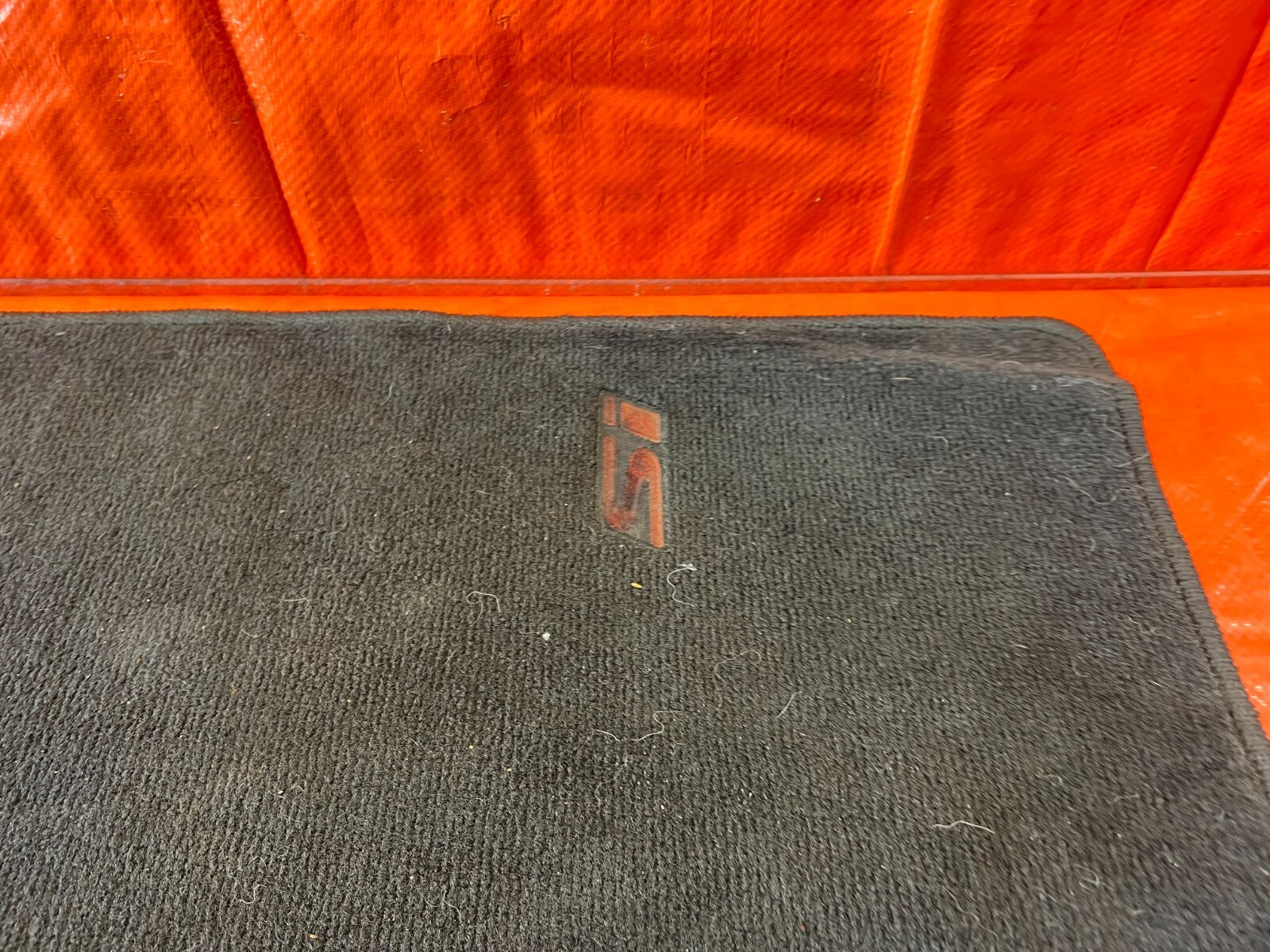 07 11 HONDA CIVIC SI SEDAN   PASSENGER RIGHT FRONT FLOOR MAT RUG CARPET OEM #1358