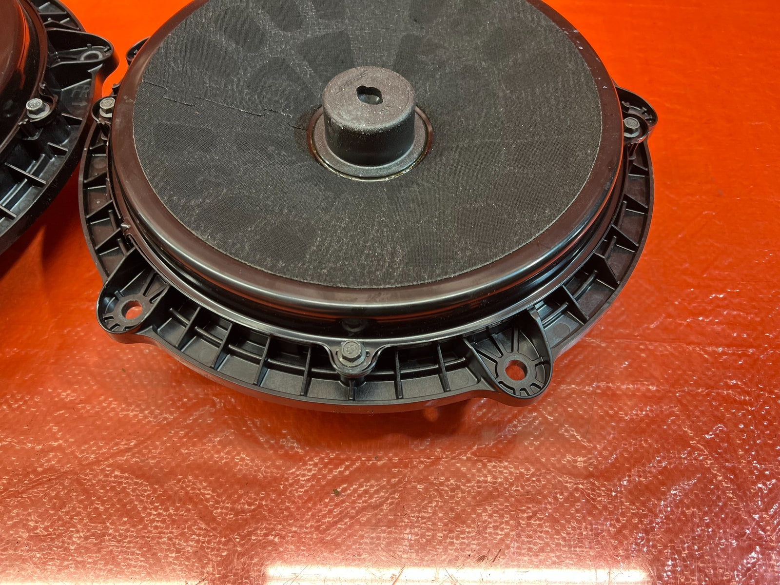 08 15 INFINITI G37 Q60   BOSE MODEL   FRONT DOOR SPEAKERS  LEFT & RIGHT OEM #1695