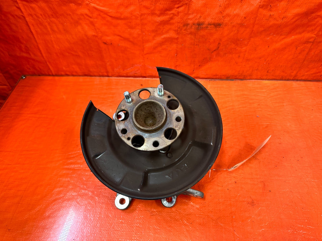 18 22 HONDA ACCORD 1.5L   DRIVER LEFT REAR SPINDLE KNUCKLE HUB   OEM #3240