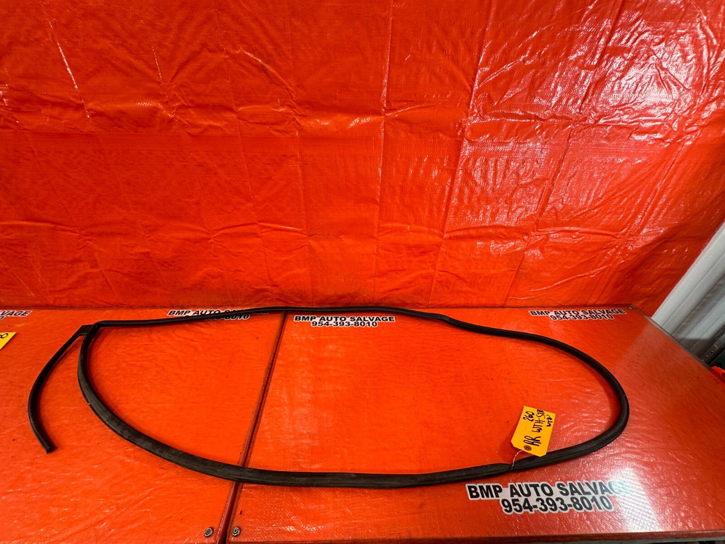 06 11 CIVIC 4D SEDAN   PASSENGER RIGHT REAR WEATHER STRIP SEAL GASKET OEM #2600