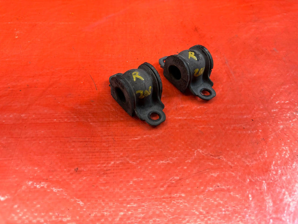 04 08 ACURA TSX   LEFT & RIGHT REAR SWAY BAR BRACKETS & BUSHINGS   OEM #2095