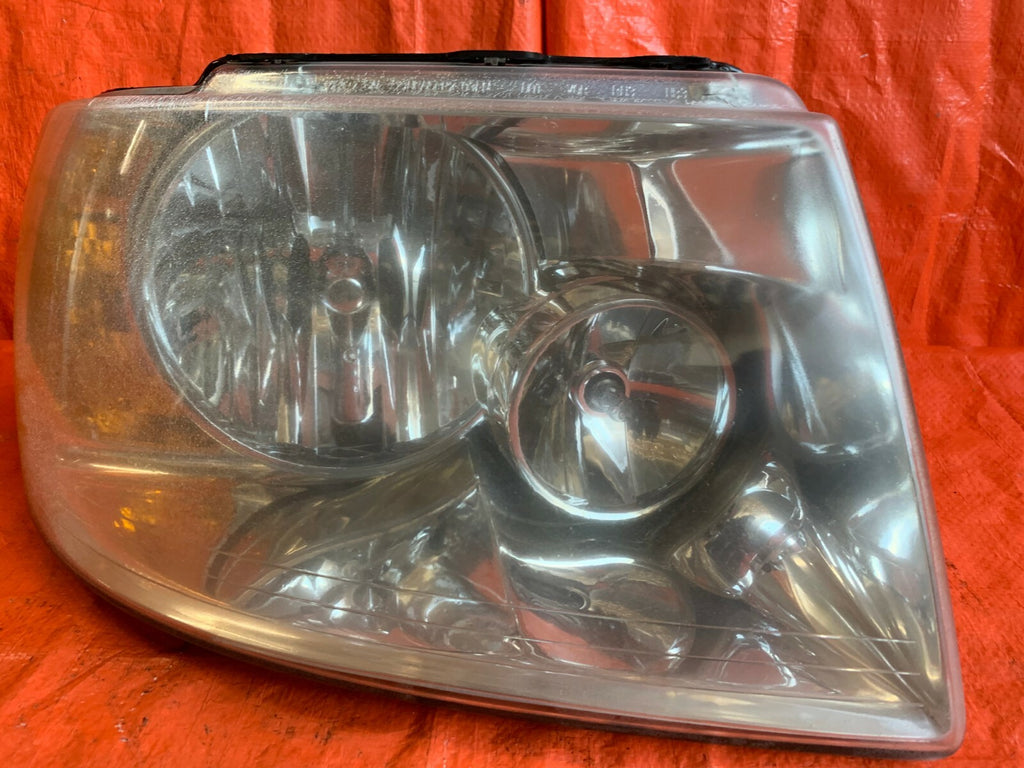 OEM 2003 2004 2005 2006 FORD EXPEDITION   PASSENGER RIGHT HEADLIGHT HEADLAMP3