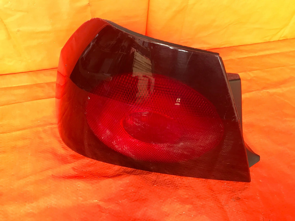 OEM 2004 2005 CHEVROLET IMPALA DRIVER LEFT OUTER TAIL LIGHT LAMP 04 05   3