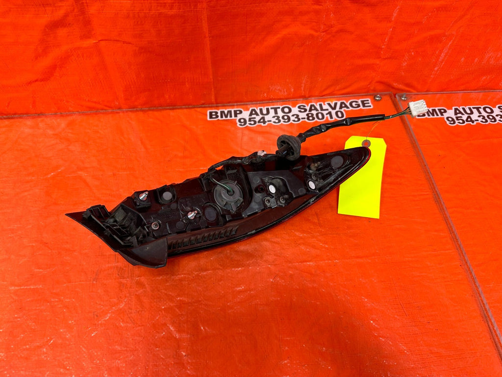 17 20 INFINITI Q60 PASSENGER RIGHT OUTER QUARTER PANEL   TAIL LIGHT LAMP   OEM9