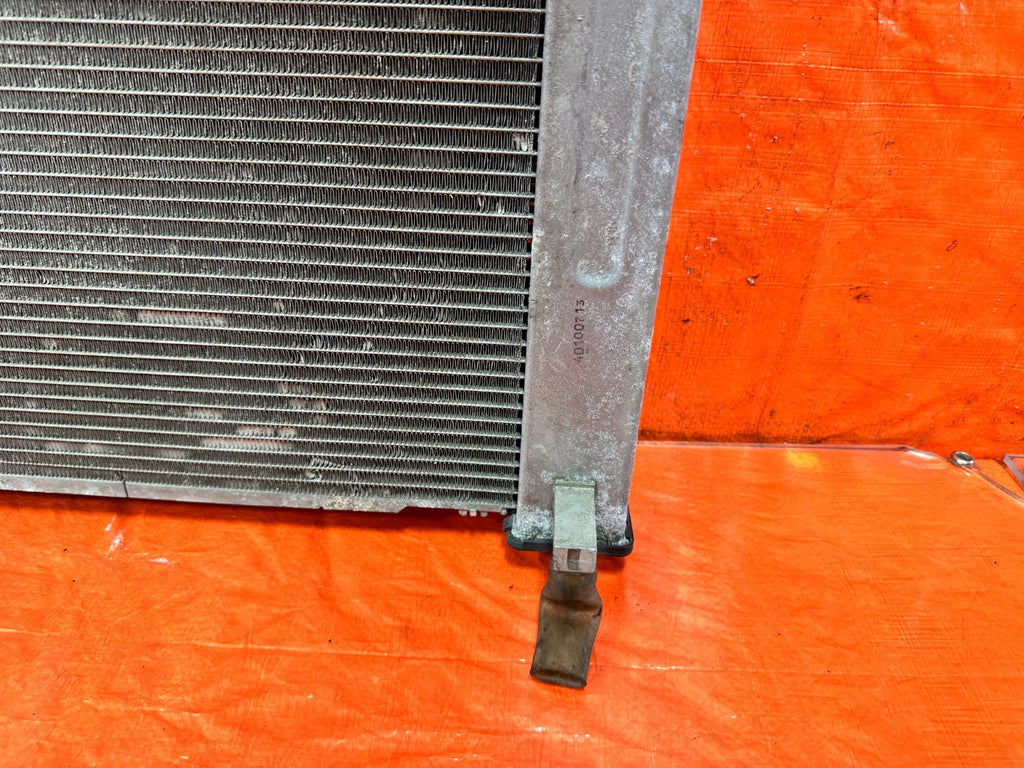 08 15 INFINITI G37 & Q60  2D COUPE   6 SPEED MANUAL RADIATOR & CONDENSER OEM 316
