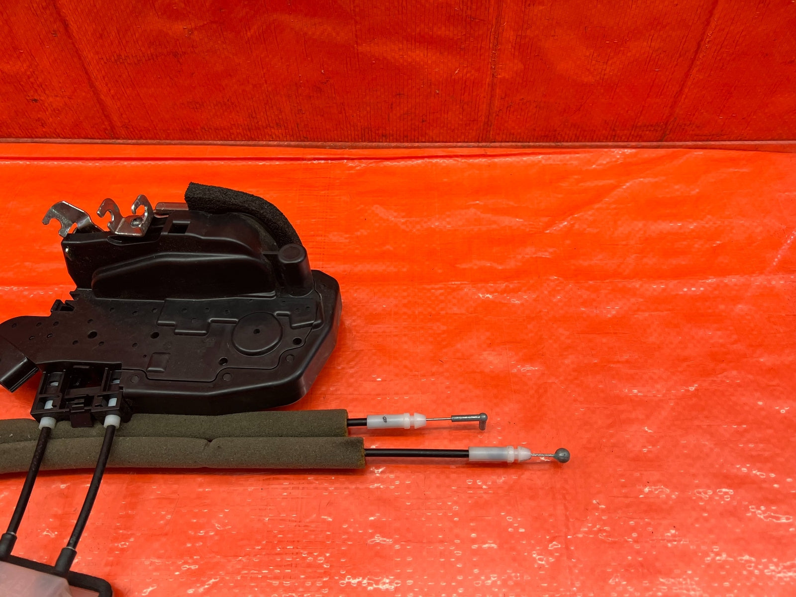 08 15 INFINITI G37 & Q60   PASSENGER RIGHT DOOR LOCK ACTUATOR LATCH   OEM #19011