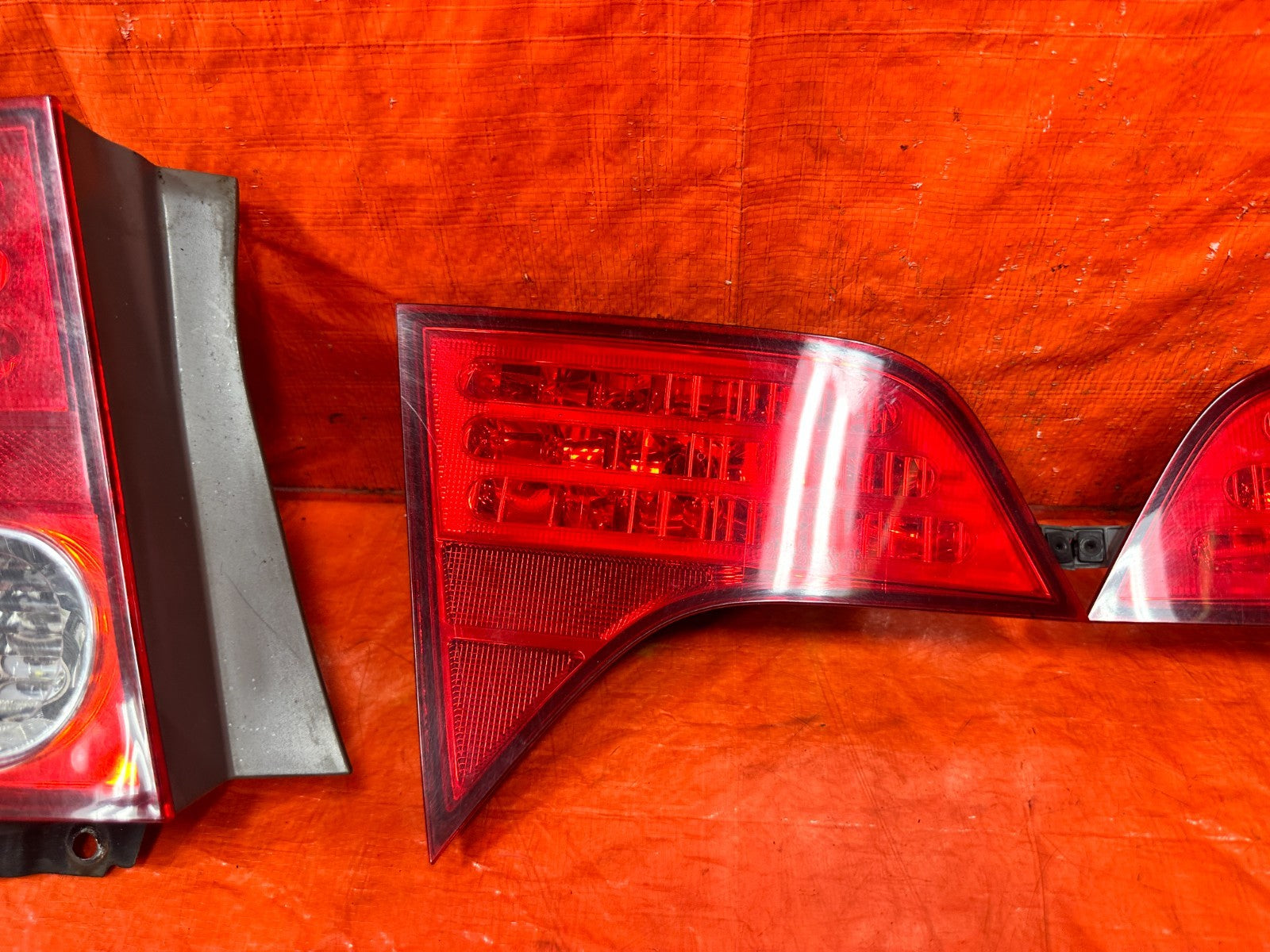 06 08 HONDA CIVIC   4 DOOR SEDAN COMPLET TAIL LIGHT TAIL LAMP SET ALL 4 OEM 3006