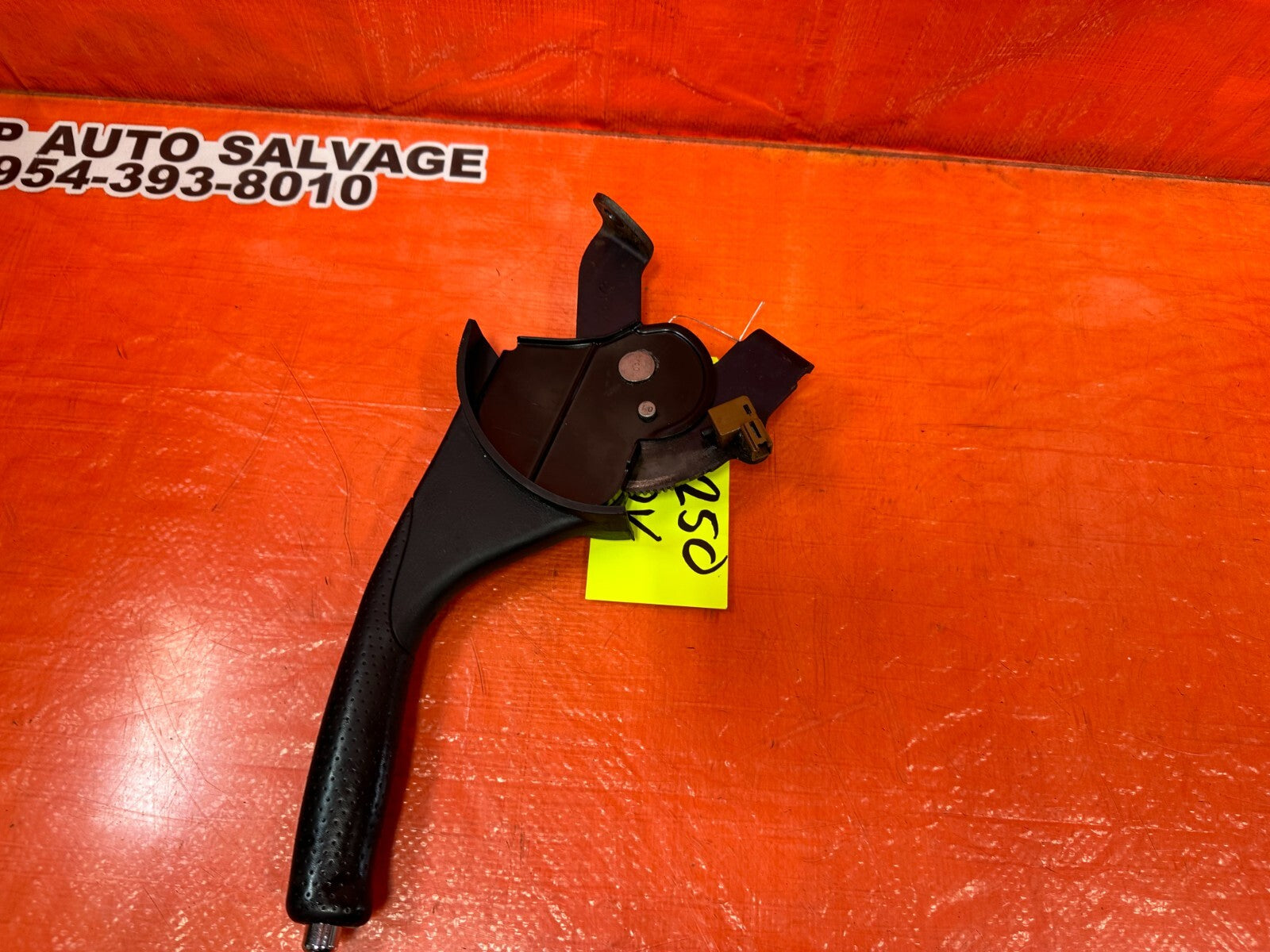 00 05 TOYOTA CELICA GT S   EMERGENCY PARKING BRAKE HANDLE LEVER OEM FACTORY #25010