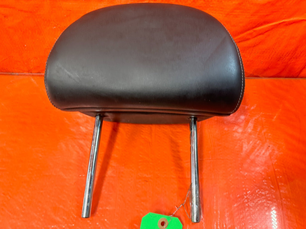 08 15 INFINITI G37 & Q60 2D COUPE FRONT SEAT HEAD REST LEFT OR RIGHT   OEM 3113