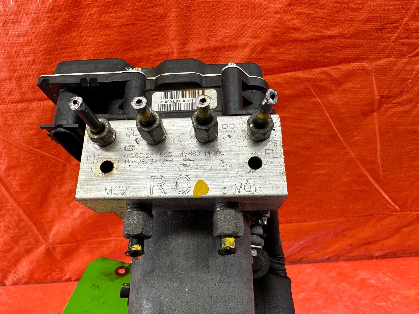11 13 INFINITI G37 SEDAN RWD   ABS PUMP   NON SPORT   NON REAR ACTIVE STEERING7