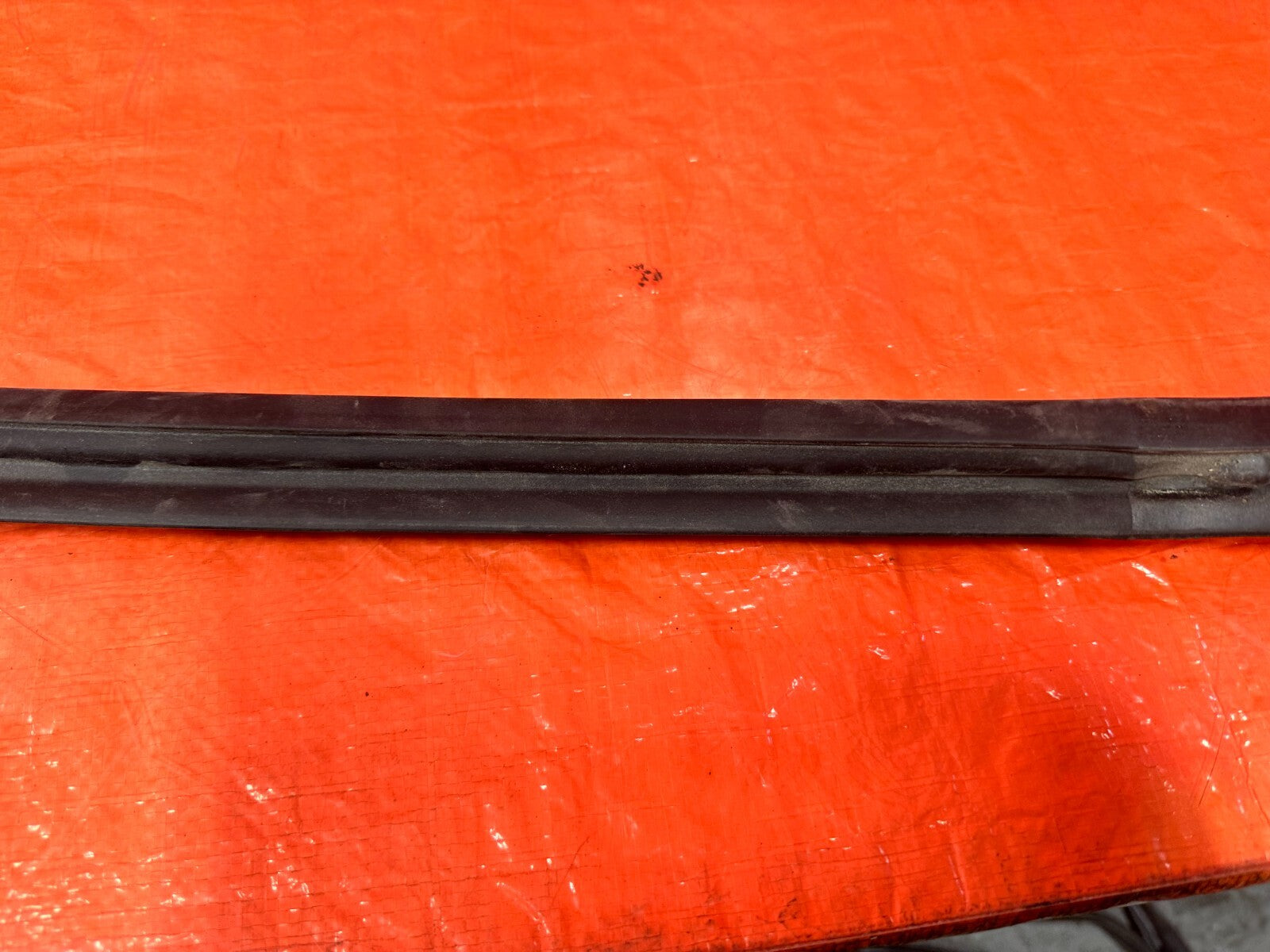 08 14 SUBARU IMPREZA WRX WAGON   PASSENGER RIGHT FRONT DOOR WEATHER STRIP GASKET15
