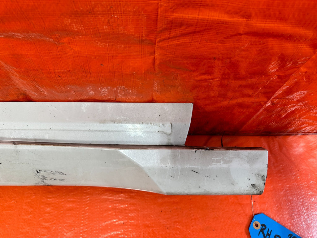 18 21 HONDA ACCORD SPORT   SIDE SKIRT ROCKER MOLDING TRIM RIGHT SIDE   OEM #3243