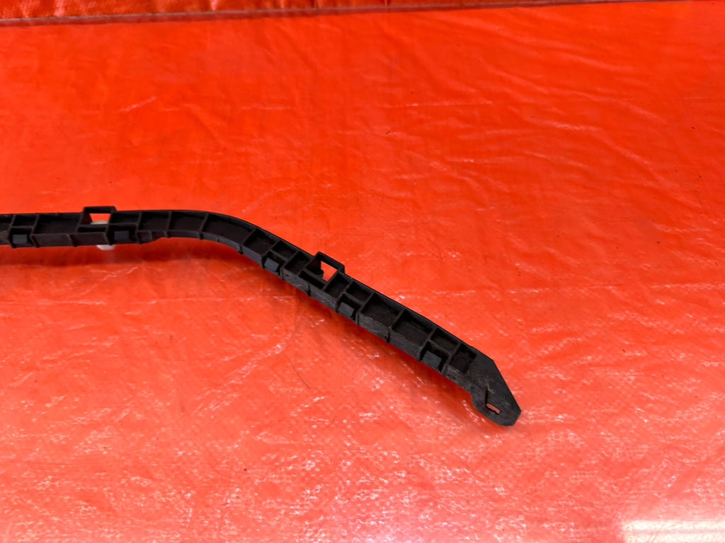 04 08 ACURA TSX   LEFT REAR   BUMPER BRACKET CLIP SPACER RETAINER   OEM #19611