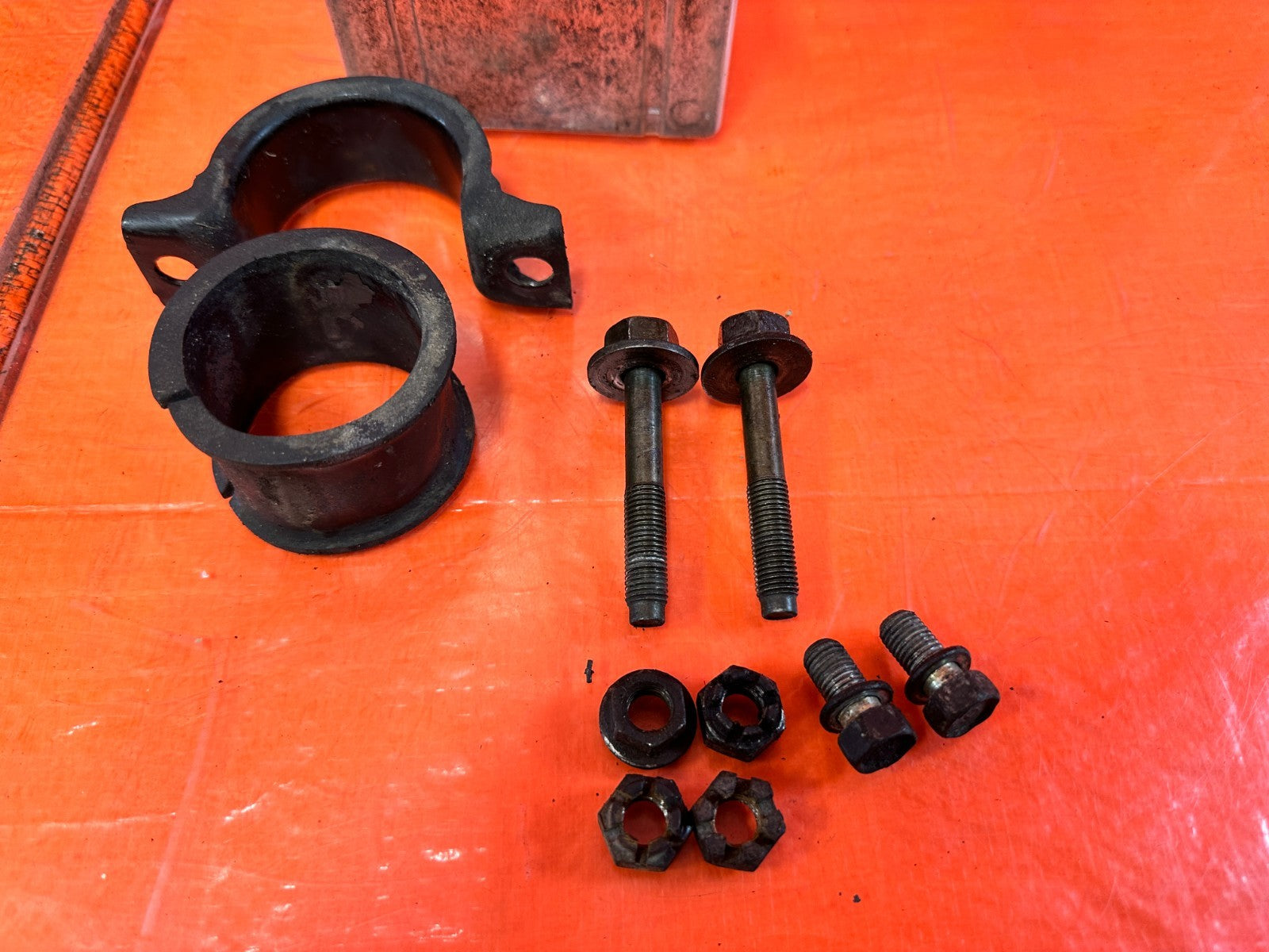 92 95 HONDA CIVIC   POWER STEERING RACK MOUNTING BRACKET BRACE   OEM #3270