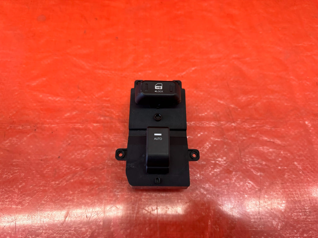 12 16 HYUNDAI GENESIS COUPE   WINDOW SWITCH   PASSENGER RIGHT SIDE   OEM #2190