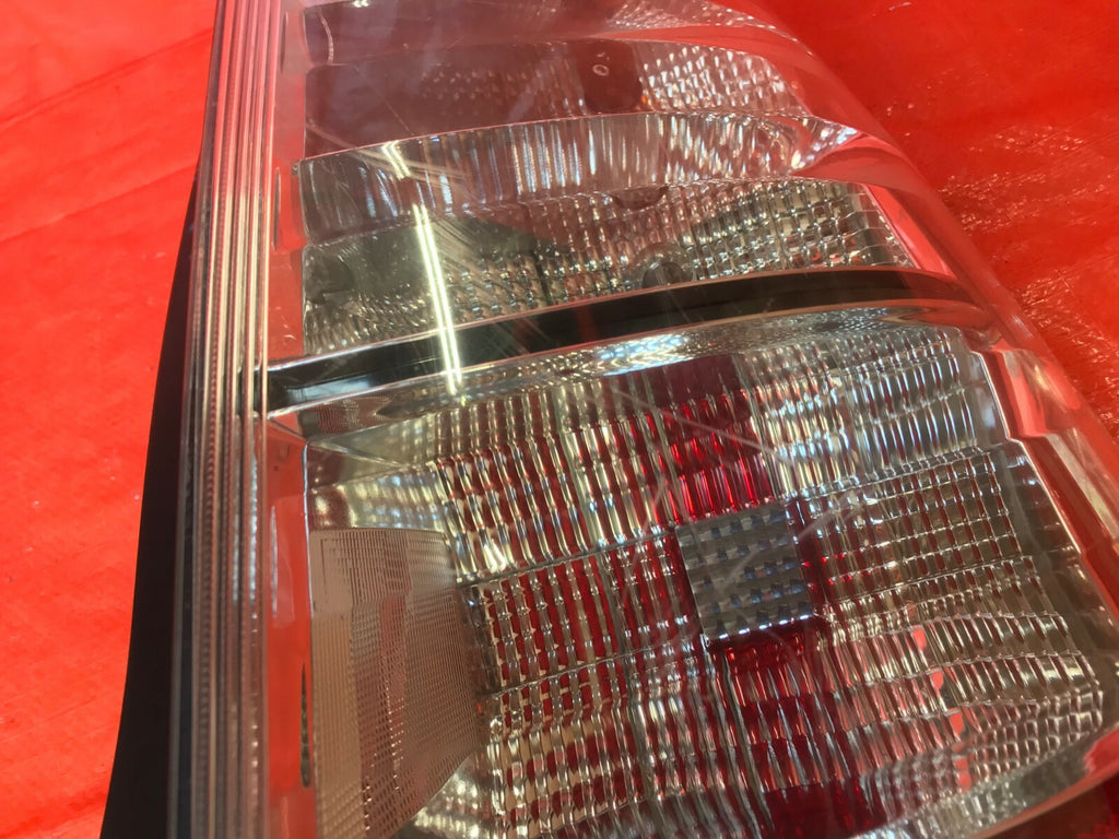 OEM 2007 2008 2009 TOYOTA PRIUS PASSENGER RIGHT TAIL LIGHT LAMP R RH 47 15R 2