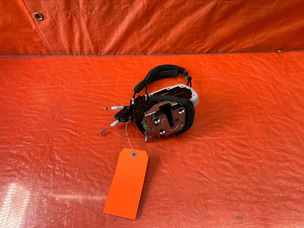 14 20 INFINITI Q50   PASSENGER RIGHT REAR DOOR LOCK ACTUATOR LATCH   OEM #2425