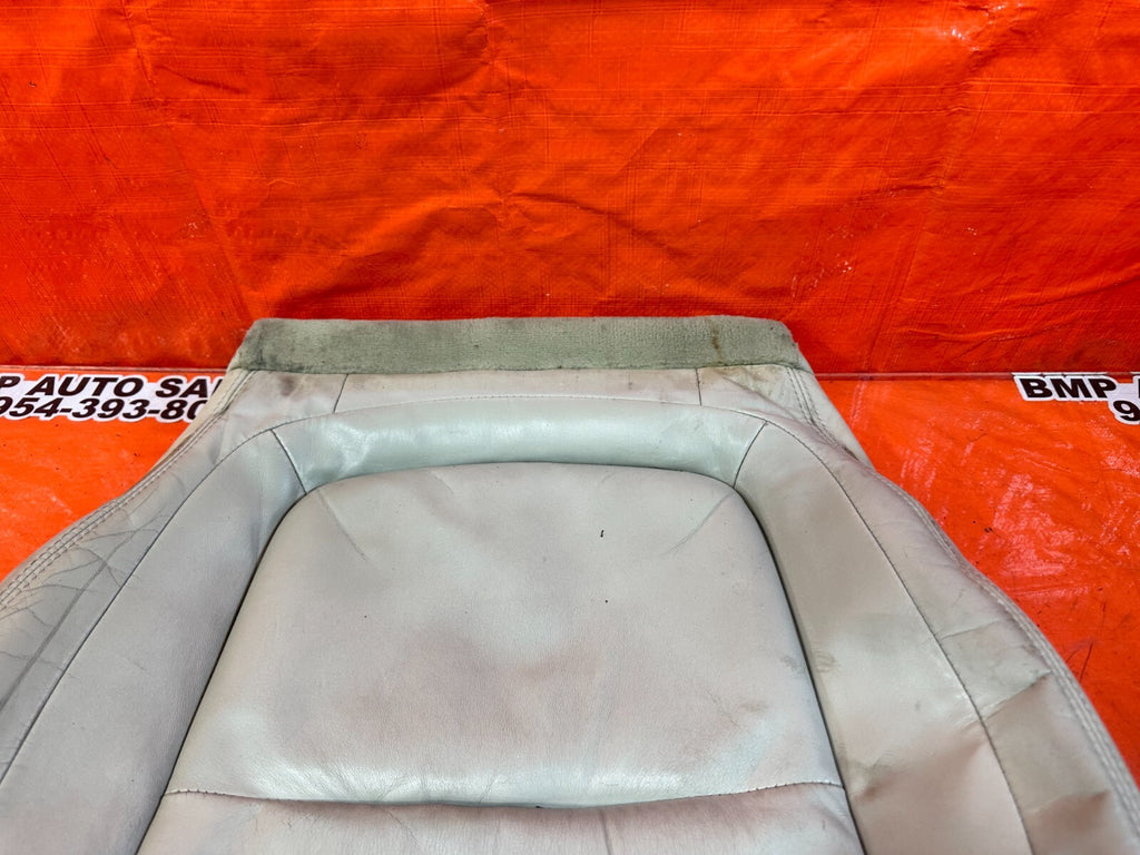 02 10 LEXUS SC430   PASSENGER RIGHT FRONT LOWER SEAT COVER SKIN   ECRU   OEM 2617