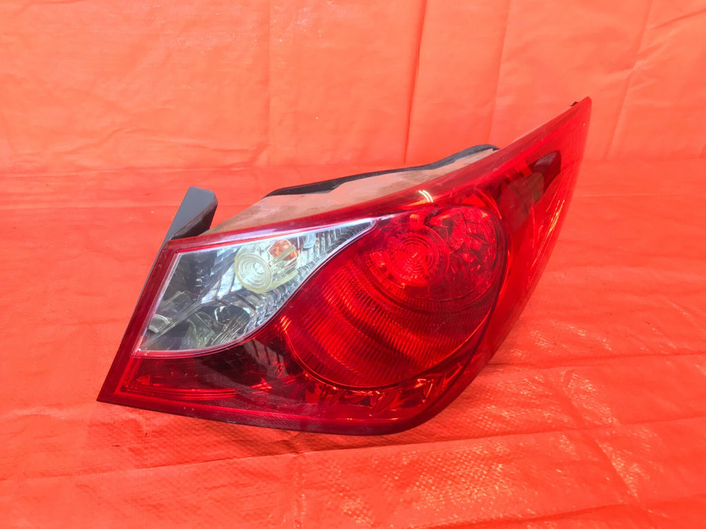OEM 2012 2013 2014 HYUNDAI SONATA PASSENGER RIGHT OUTER TAIL LIGHT LAMP  .3