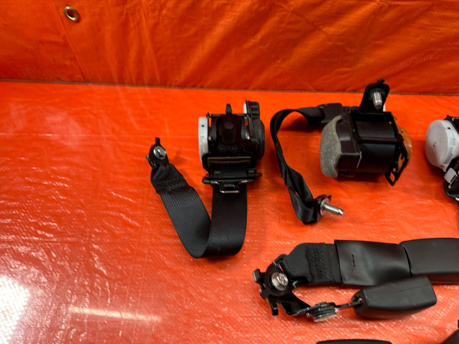 14 17 INFINITI Q50 REAR SEAT BELT SET LEFT & RIGHT SEAT BELTS   BLACK   OEM #21511