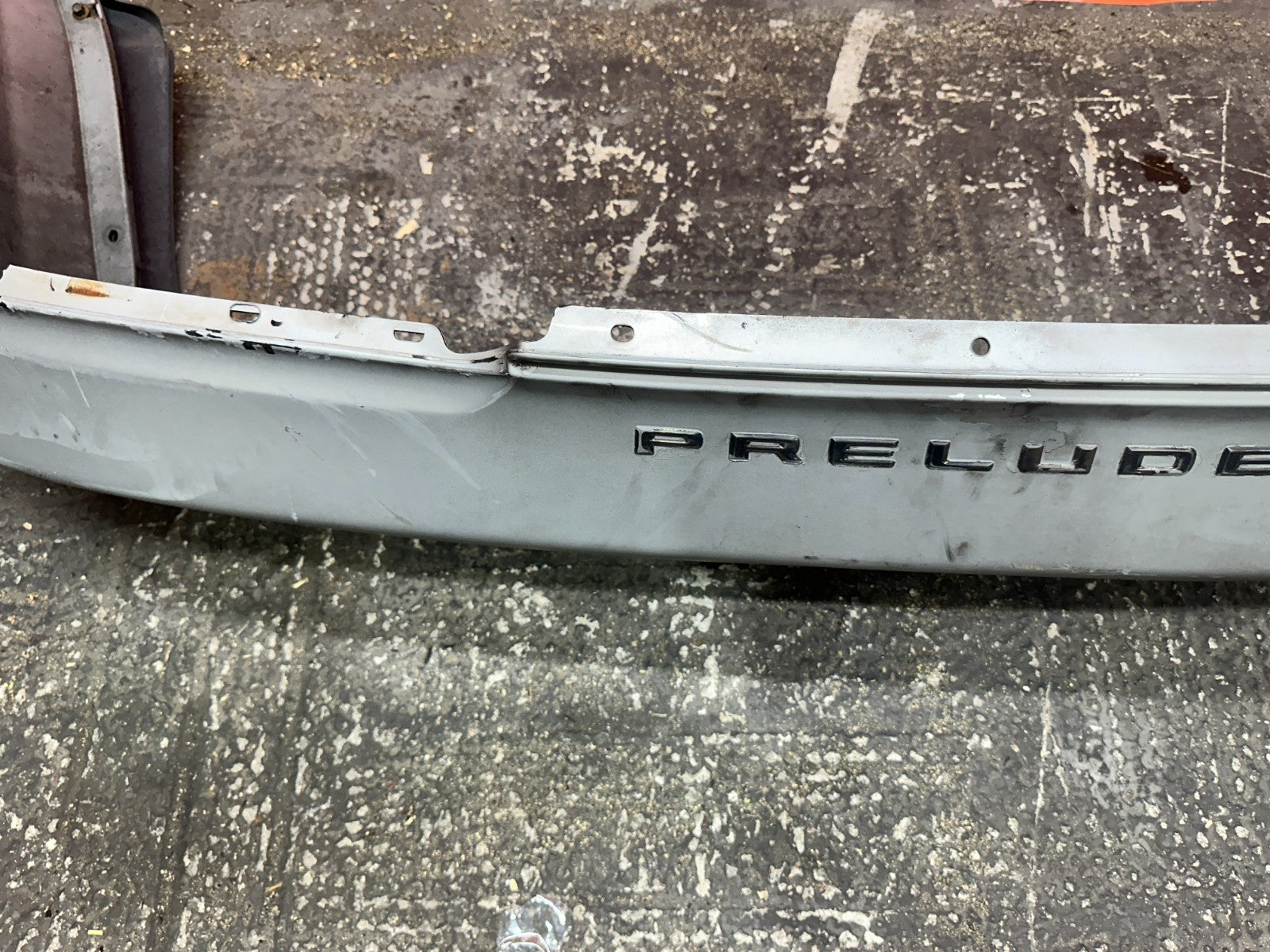 97 01 HONDA PRELUDE 2.2L REAR BUMPER COVER FASCIA ASSEMBLY OEM #33510