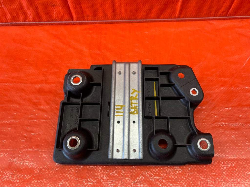 14 20 INFINITI Q50 / 17 20 Q60   BATTERY TRAY   64866 4GF0A   OEM #1143
