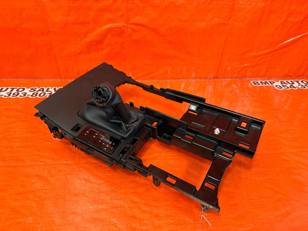 14 16 LEXUS IS SERIES   SHIFTER CONSOLE TRIM PLASTIC W/ BOOT   IS250 IS200 IS3501