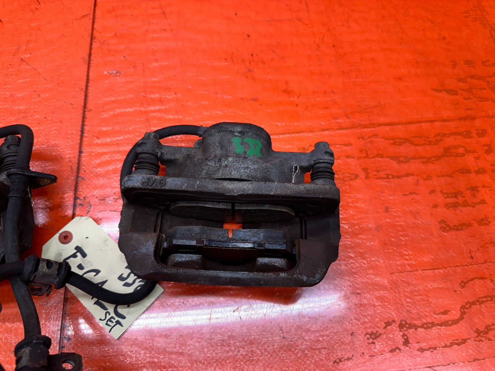 92 96 HONDA PRELUDE FRONT BRAKE CALIPERS PAIR LEFT RIGHT OEM #33212