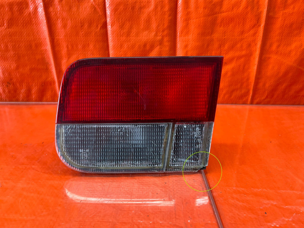99 00 HONDA CIVIC COUPE   PASSENGER RIGHT   INNER TRUNK TAIL LIGHT LAMP OEM #1240