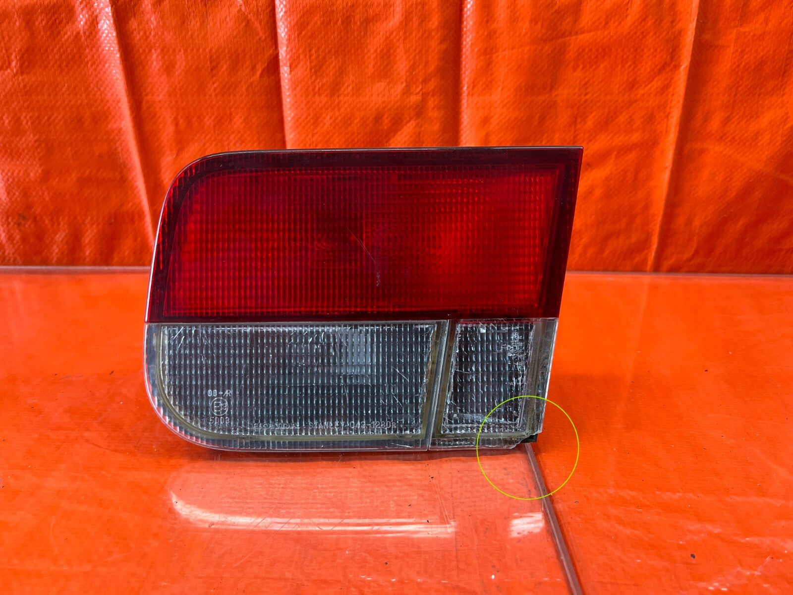 99 00 HONDA CIVIC COUPE   PASSENGER RIGHT   INNER TRUNK TAIL LIGHT LAMP OEM #1240