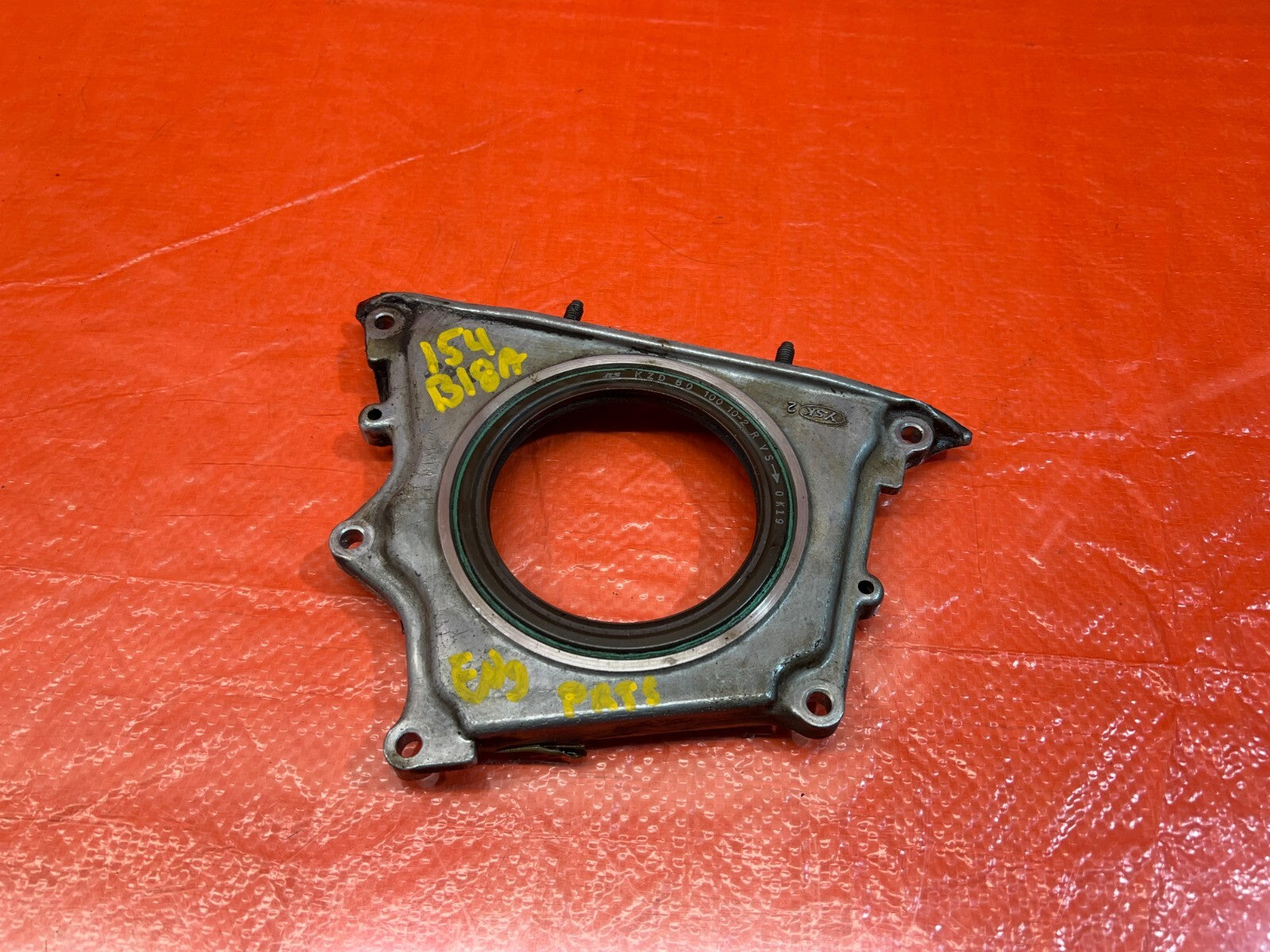 90 01 B16 B18 B20 B SERIES   RIGHT SIDE ENGINE MAIN SEAL COVER   B16A2 B18C1 OEM0