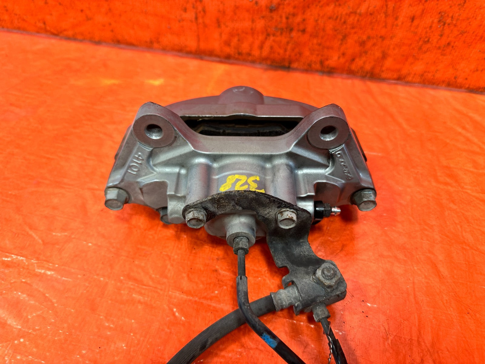 08 15 G37 Q60 14 23 Q50 SPORT   AKEBONO   DRIVER LEFT REAR CALIPER OEM 32810
