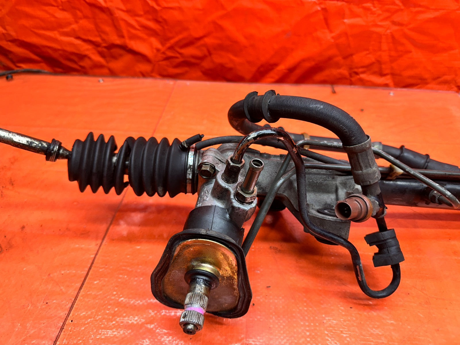 94 01 ACURA INTEGRA POWER STEERING RACK PINION WITH HIGHT PRES LINE OEM #33110