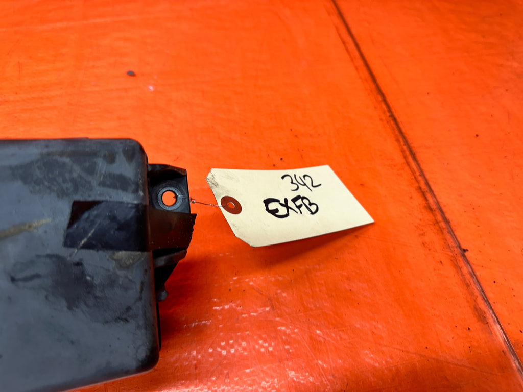 04-05 ACURA TSX 4D 2.4L K24A2 UNDERHOOD ENGINE BAY FUSE RELAY BOX ASSY OEM #3424
