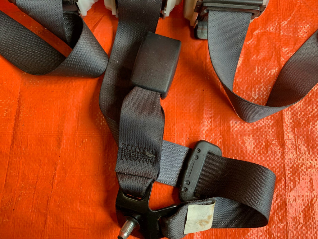 OEM 2006 06 HONDA CIVIC SI COUPE   COMPLETE REAR SEAT BELT SET LEFT RIGHT CENTER6